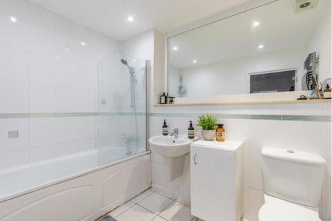 1 bedroom flat to rent, Goldsmiths Row, London
