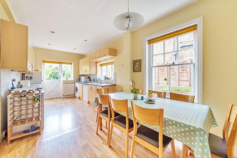 8 Radnor Road, London, NW6 6TT