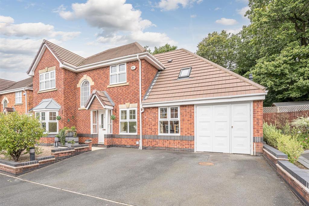 Welbeck Close, Halesowen, B62 8PX 5 bed detached house for sale £650,000