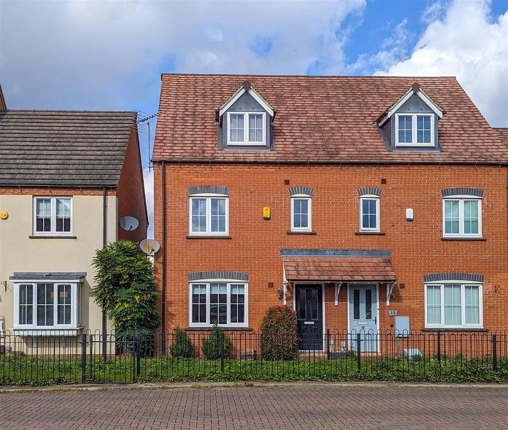 Woodhouse Gardens, Ruddington 4 bed townhouse for sale £320,000