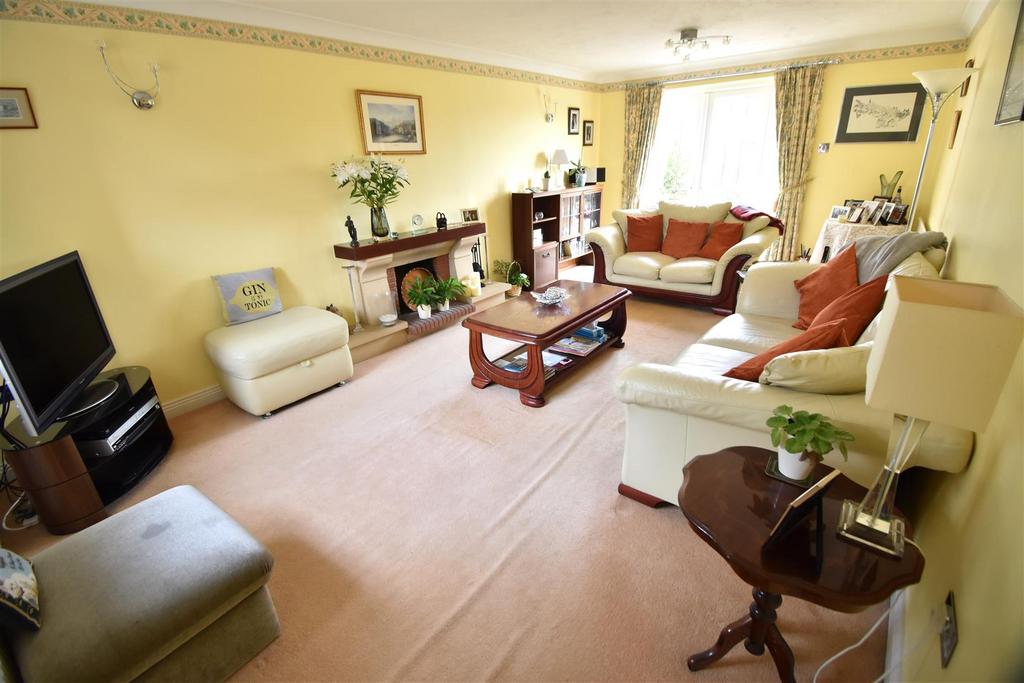 The Downs, Portishead. 4 bed detached house for sale £575,000