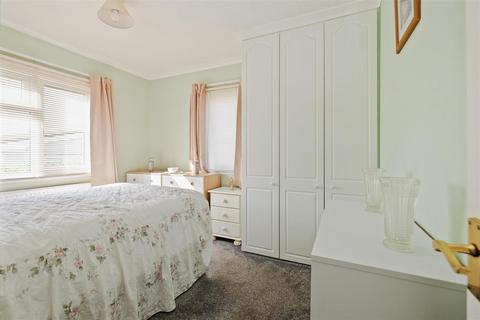 2 bedroom park home for sale, Applegarth Park, Seasalter,