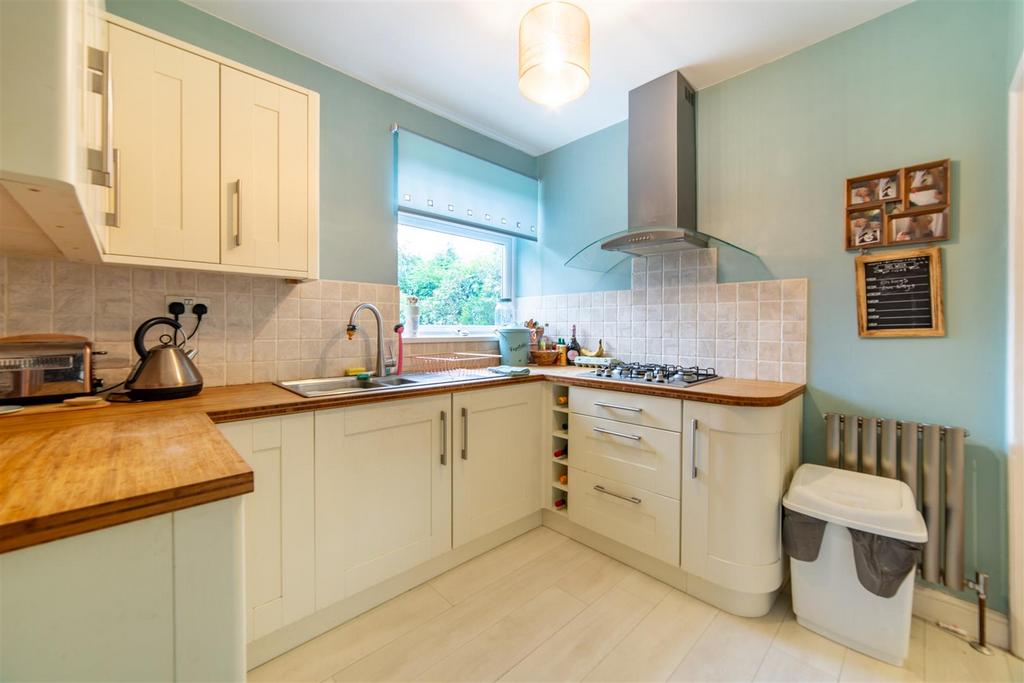 Whitton Way, Newcastle Upon Tyne 3 bed semidetached bungalow for sale