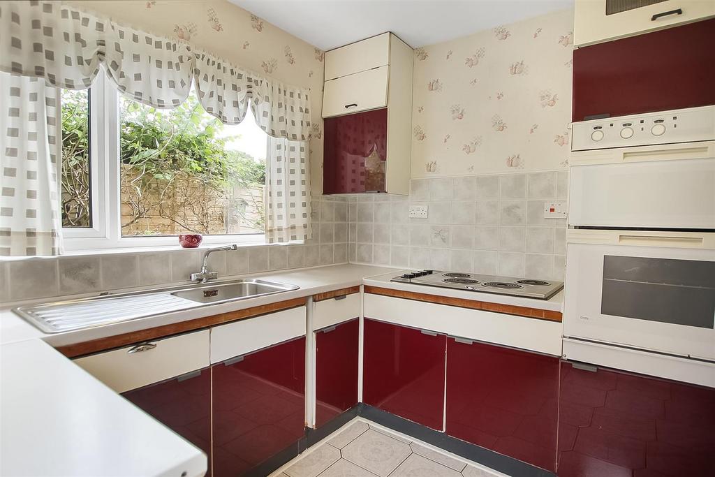Drive, Darlington 2 bed detached bungalow for sale £200,000