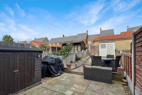 38 Thomas Bell Road, Earls Colne, Colchester, CO6 2PF