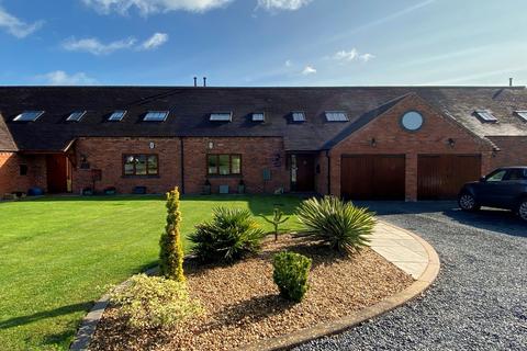4 bedroom barn conversion for sale - Dunsley Hall Farm Barns, Kinver, STOURBRIDGE, DY7