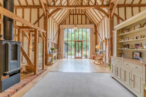 5 bedroom barn conversion for sale - Downhall Road, Matching Green, Harlow, CM17