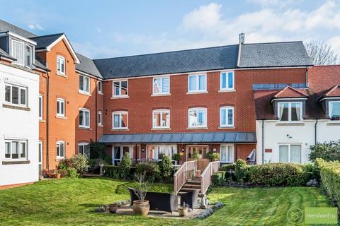 1 bedroom flat for sale, Abbey Lodge, Romsey Town Centre, Hampshire