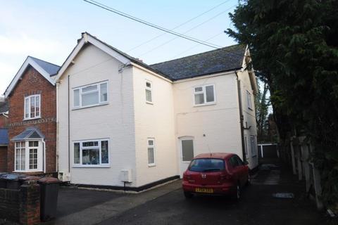 Studio to rent, 46 Junction Road, Andover, SP10 3QU