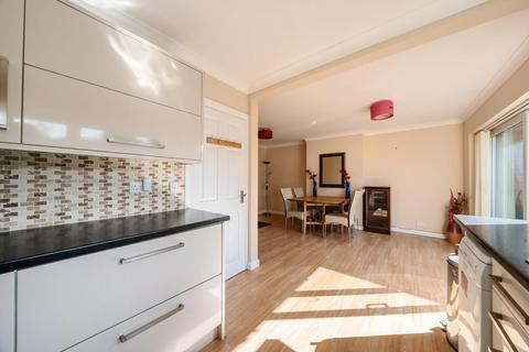 28 Cottenham Close, East Malling, West Malling, ME19 6BZ