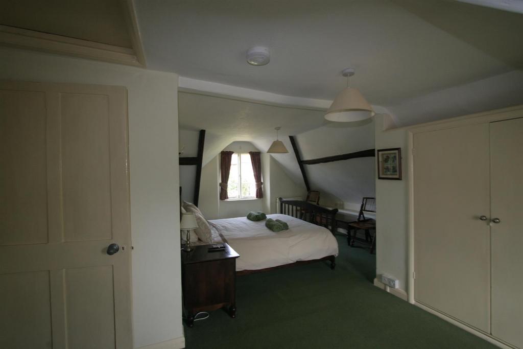 Swiss Cottage principal bedroom 12.JPG