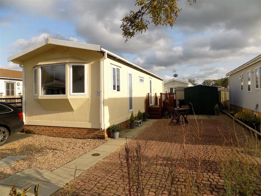 Langar Woods, Park Home Estate, Harby Road, Langar, Nottingham 2 bed