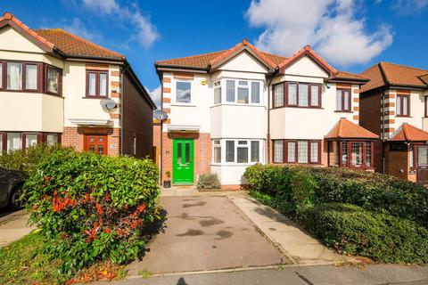 140 Elmcroft Avenue, London, E11 2DB