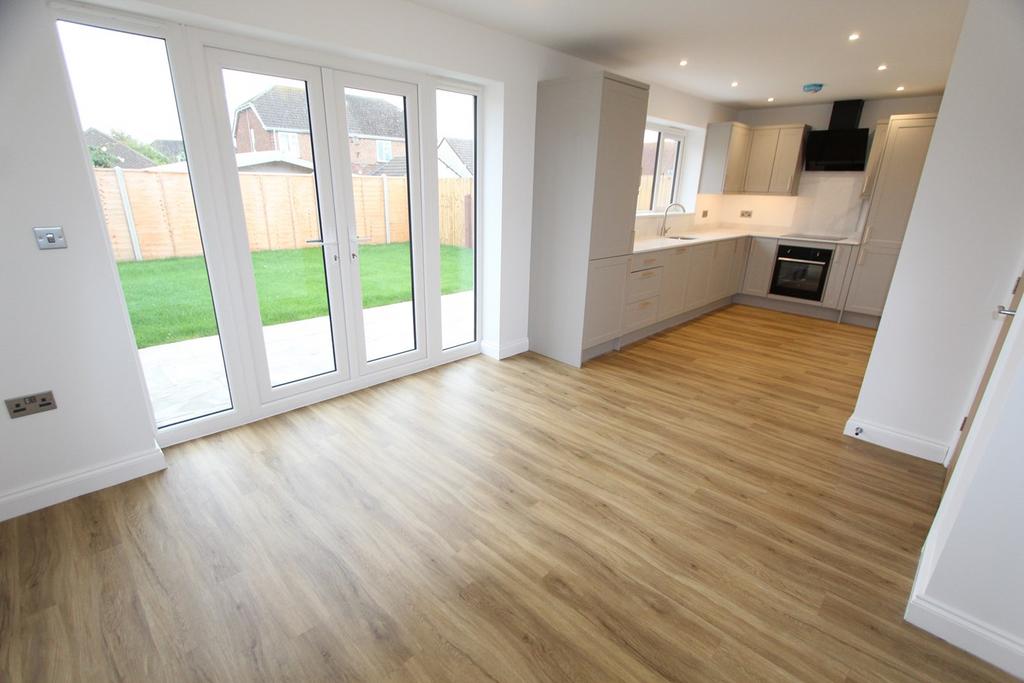 Stanbridge Way, Houghton Conquest, Bedford, MK45 2 bed bungalow for sale £300,000