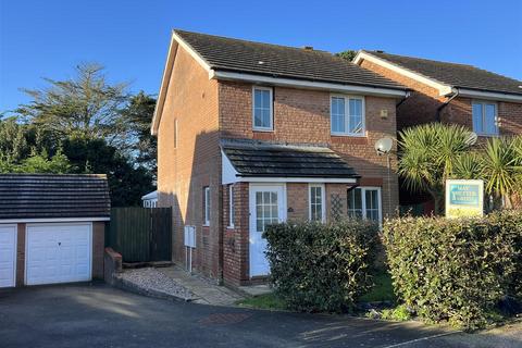 29 Deeble Drive, St Blazey, Par, PL24 2JJ