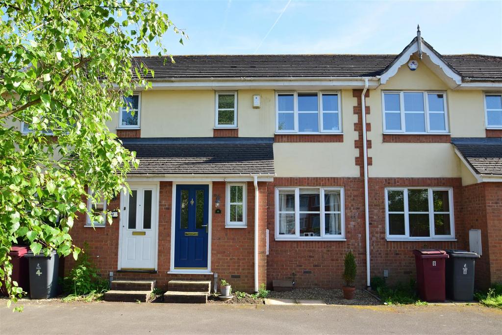 Dickens Close 3 bed terraced house to rent £1,695 pcm (£391 pw)