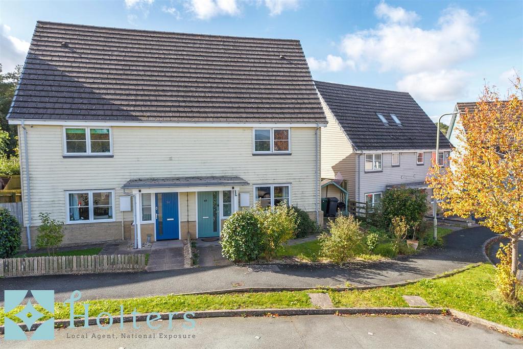 Rocks Green Crescent, Rock Green, Ludlow 3 bed semidetached house for