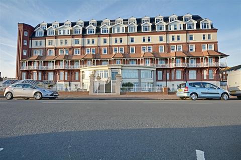 1 bedroom retirement property for sale, De La Warr Parade, Bexhill-On-Sea