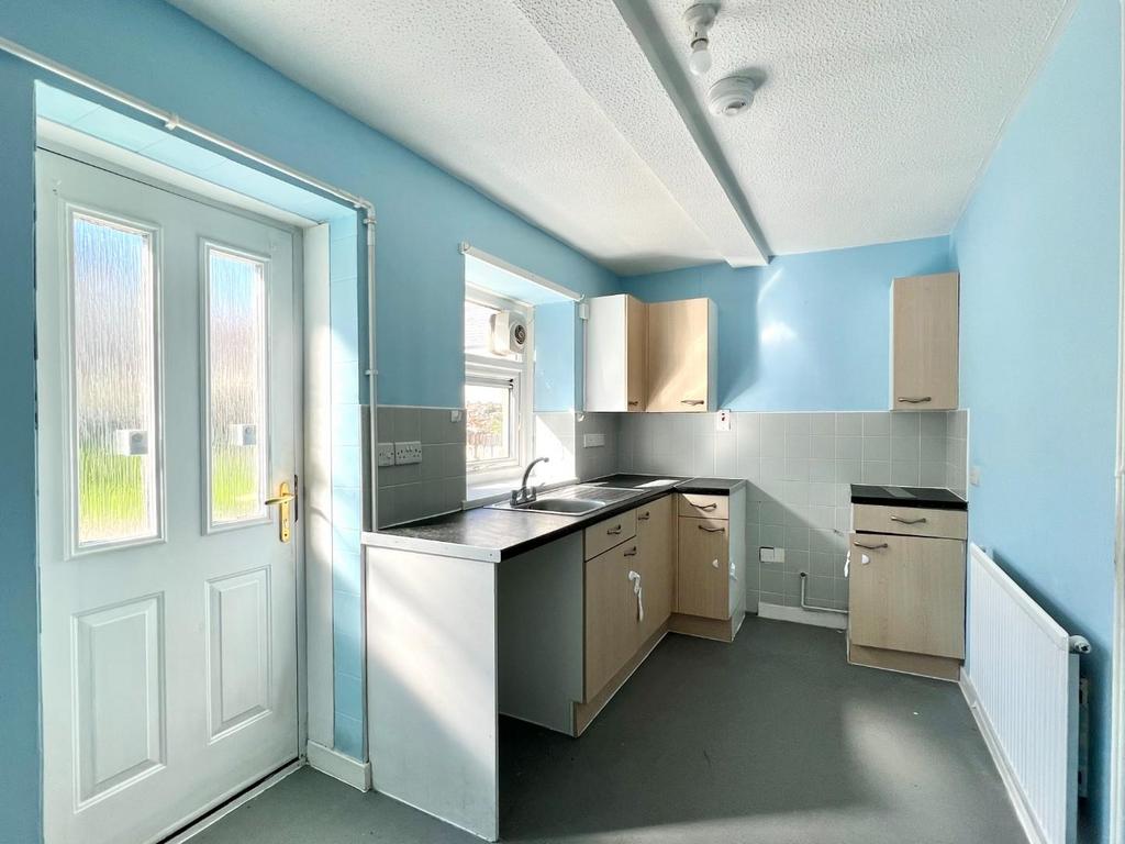 Bridge Street, Ogmore Vale, Bridgend County Borough, CF32 7AL 2 bed