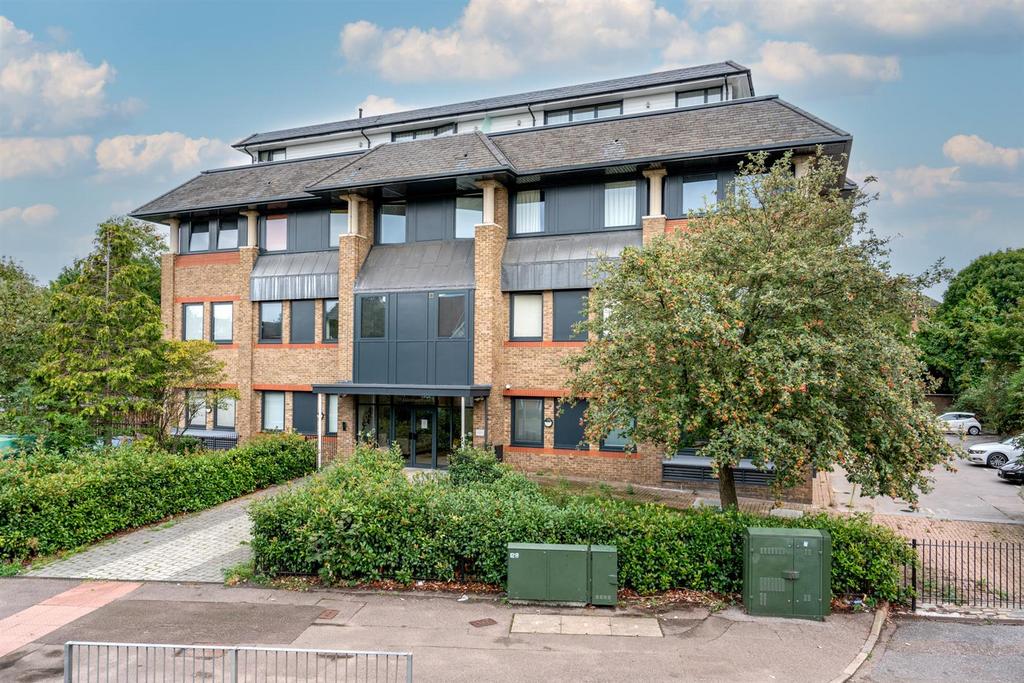 Houses For Sale Aldenham Road Bushey at William Hartley blog