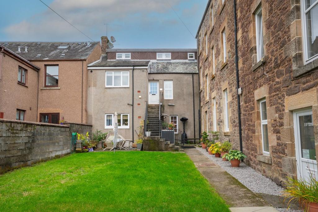 Main Street, Callander, FK17 2 bed for sale £155,000