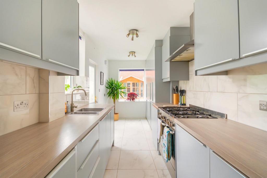 DAORWOTLUAP21 - Kitchen C.jpg