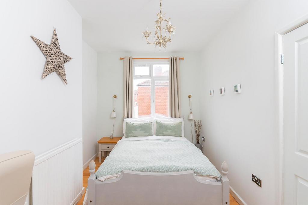 DAORWOTLUAP21 - Bedroom H.jpg
