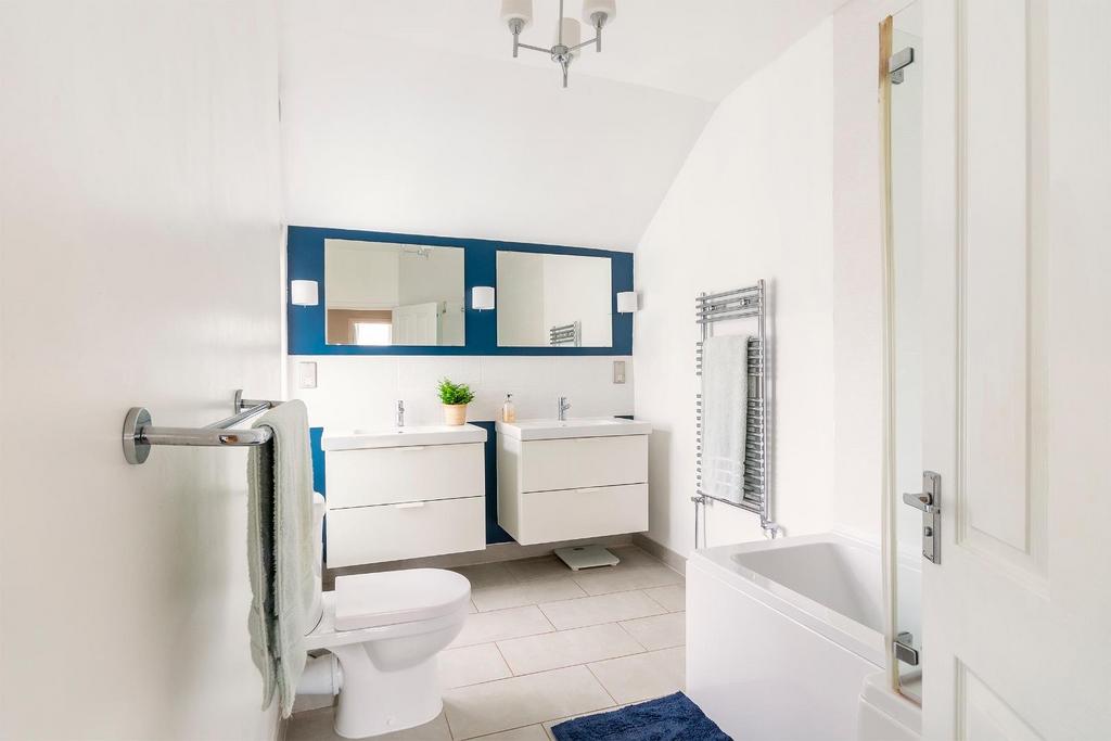 DAORWOTLUAP21 - Bathroom C.jpg