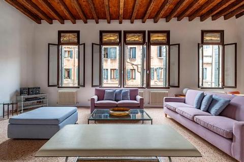 3 bedroom apartment, Cannaregio, Veneto
