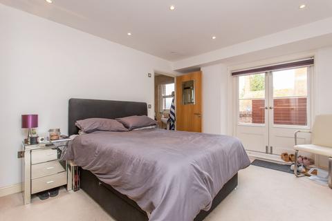 2 bedroom apartment for sale, High Street, Canterbury, CT1
