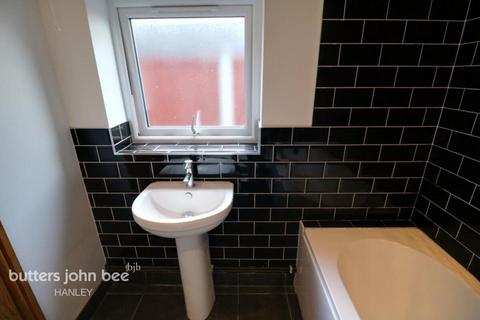 2 bedroom terraced house to rent, Packett Street, Stoke-on-trent