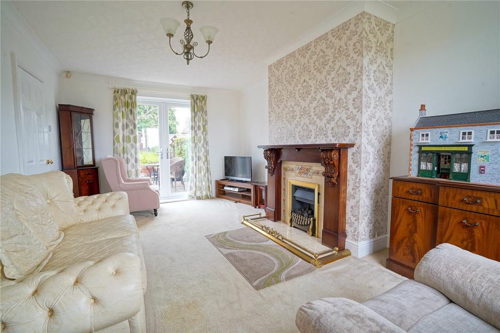 Brampton Road, Thurcroft, Rotherham, South Yorkshire, S66 3 bed semidetached house for sale £