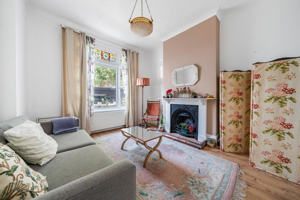 Pursers Cross Road, Fulham 4 bed terraced house £1,450,000