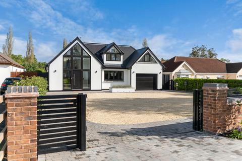 4 bedroom detached house for sale, Hawkes Mill Lane Allesley Coventry, Warwickshire, CV5 9FN