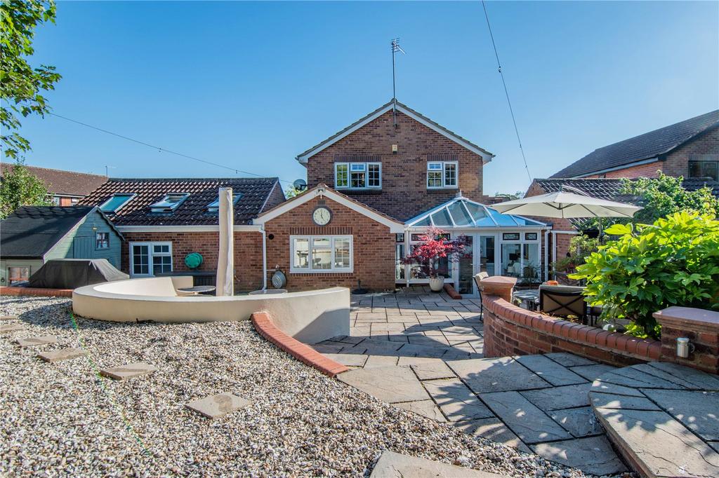 High Meadows, Stoke Heath, Bromsgrove, Worcestershire, B60 4 bed