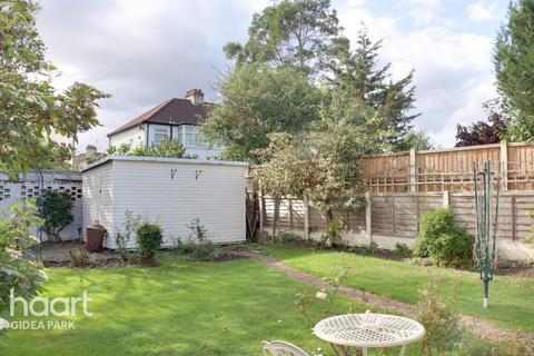 50 Ferguson Avenue, Romford, RM2 6RL