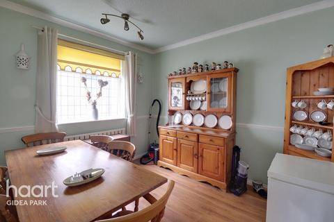 50 Ferguson Avenue, Romford, RM2 6RL