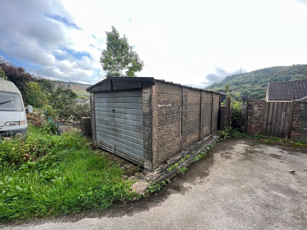 Tyntyla Avenue Ystrad Ystrad Garage £12,995