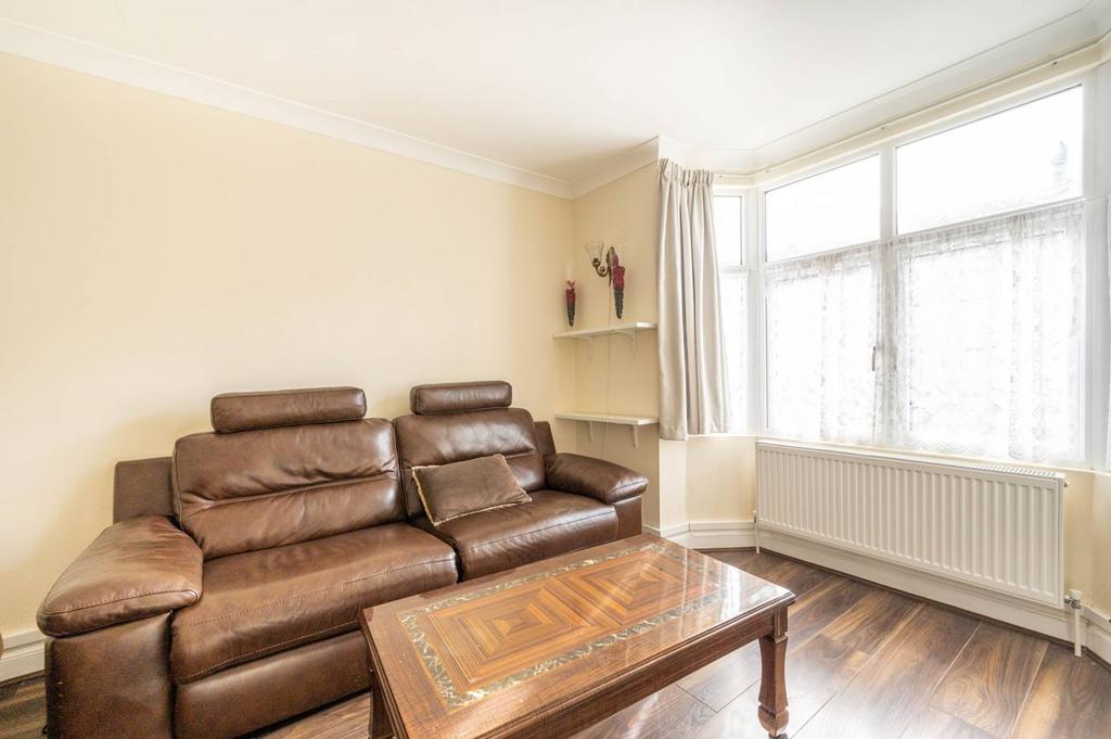 BOLEYN ROAD, Forest Gate, London, E7 3 bed terraced house for sale £