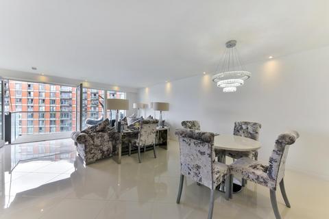 2 bedroom apartment for sale, New Providence Wharf, London, E14