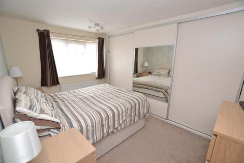 14 Ketleys, Chelmsford, CM2 8YL
