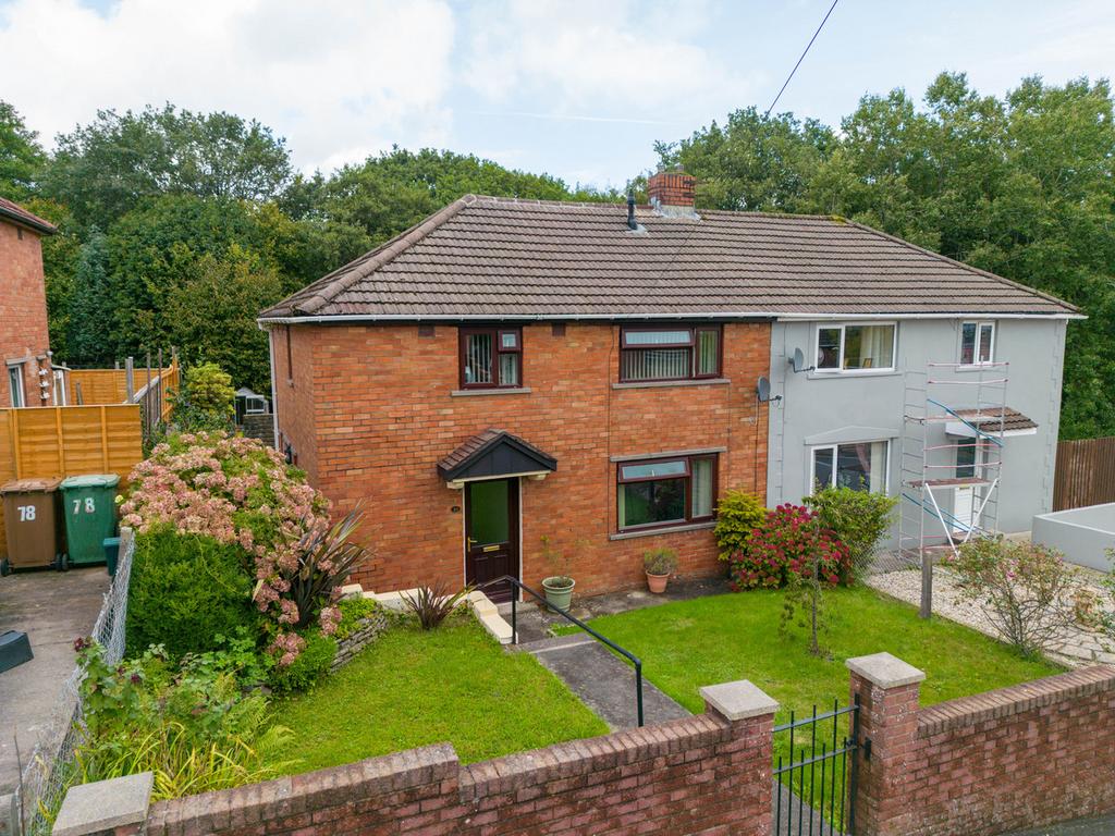 Blackwood NP12 3 bed semidetached house for sale £185,000