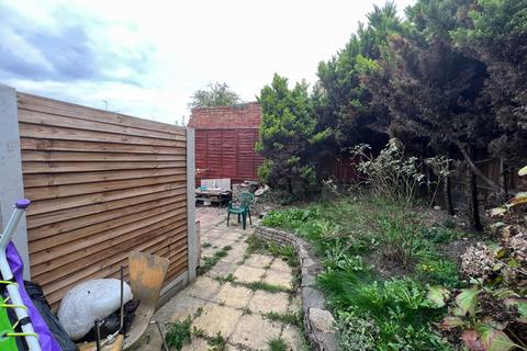 2 William Street, Luton, LU2 7RE