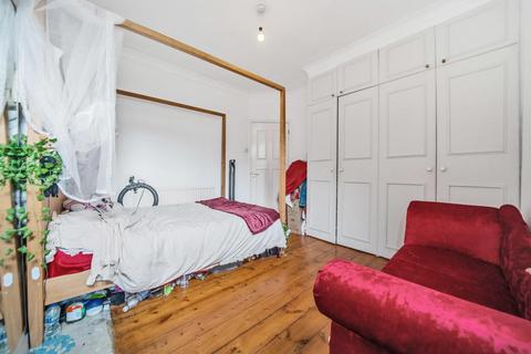 21c Treport Street, London, SW18 2BW