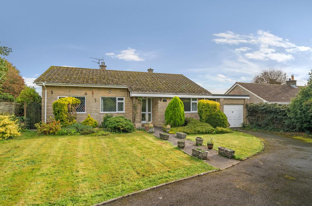 Bleak Street, Pen Selwood BA9 3 bed detached bungalow for sale £400,000