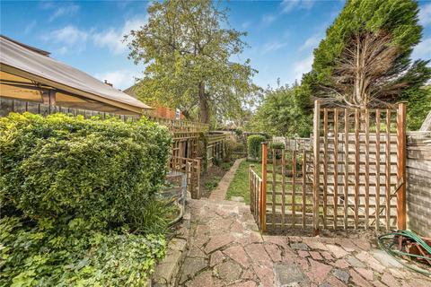 6 Albany Road, New Malden, KT3 3NY