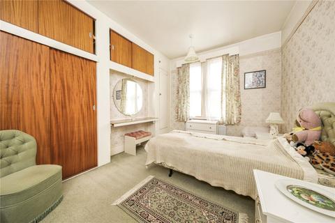 6 Albany Road, New Malden, KT3 3NY