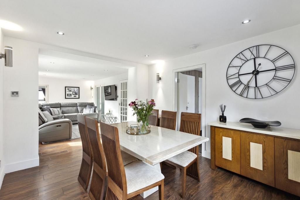 North Greens, The Jewel, Edinburgh, EH15 3RT 5 bed detached house for