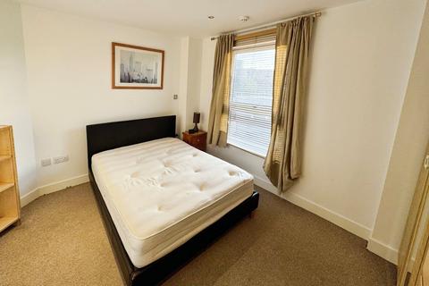 2 bedroom flat to rent, Magellan House, Armouries Way, Clarence Dock, Leeds, LS10