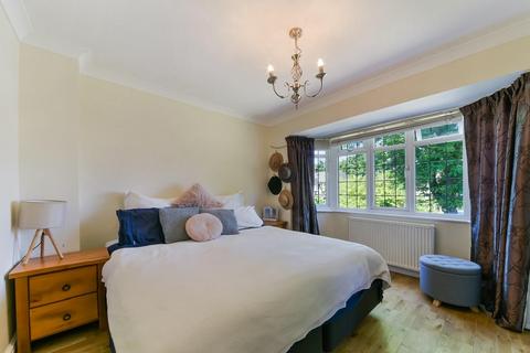 9 Westcoombe Avenue, London, SW20 0RQ